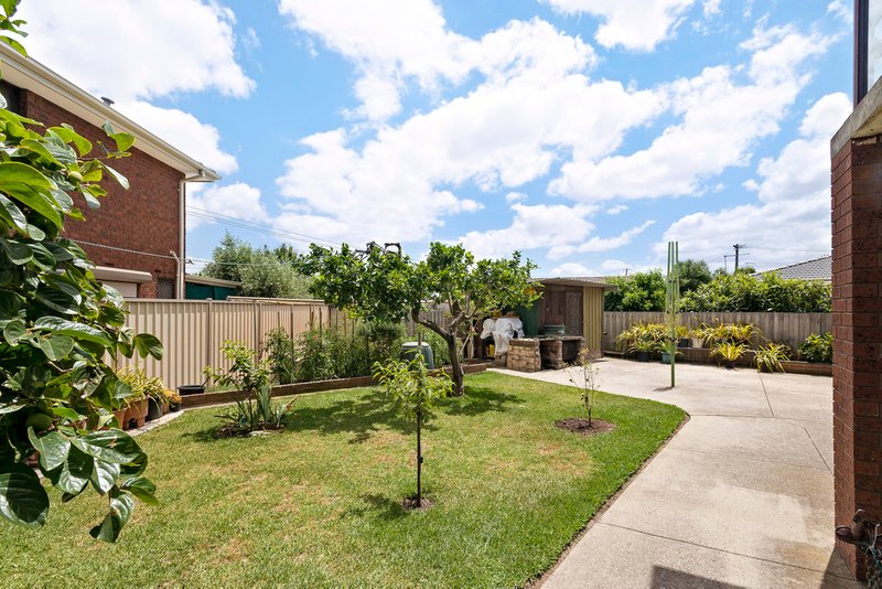 Photo - 23 Glenburn Street, Thomastown VIC 3074 - Image 9