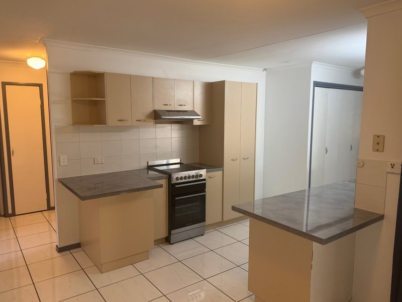 Photo - 23 Glengallan Place, Durack QLD 4077 - Image 2