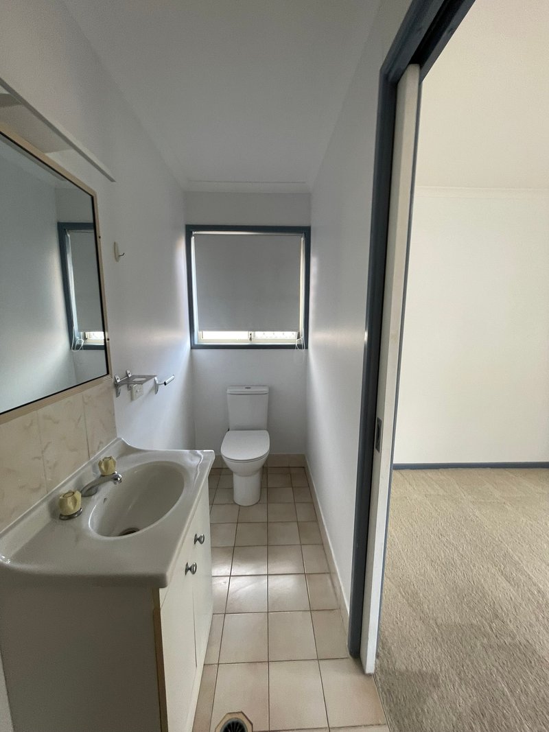 Photo - 23 Glengallan Place, Durack QLD 4077 - Image 9