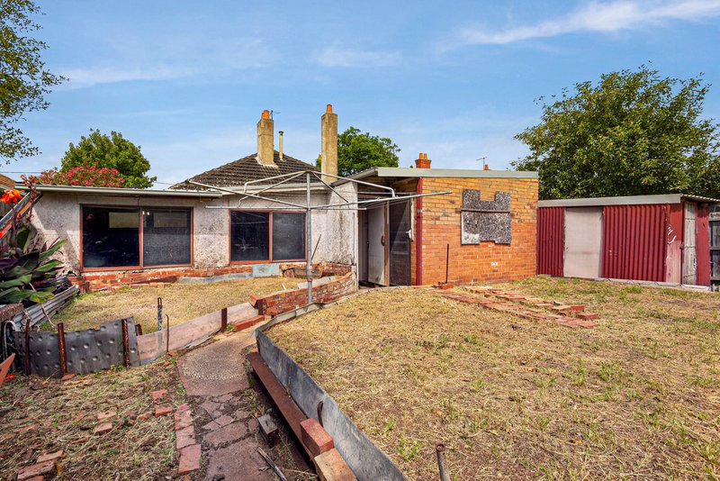 Photo - 23 Glenora Avenue, Coburg VIC 3058 - Image 10