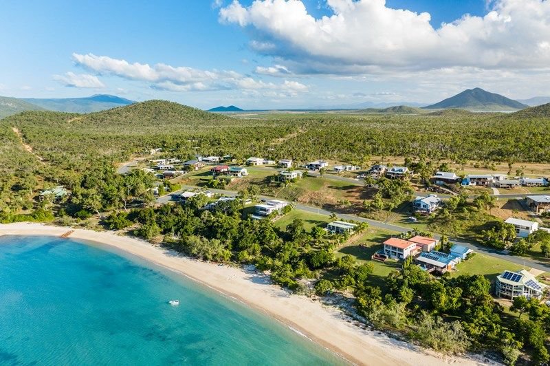 Photo - 23 Gloucester Avenue, Hideaway Bay QLD 4800 - Image 6