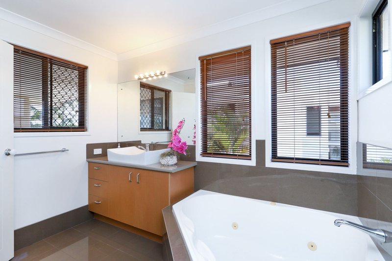 Photo - 23 Godwin Place, Pelican Waters QLD 4551 - Image 12