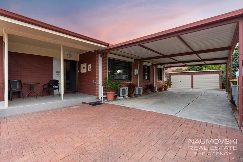 Photo - 23 Golders Way, Girrawheen WA 6064 - Image 15