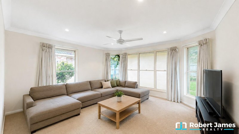 Photo - 23 Golf Course Drive, Tewantin QLD 4565 - Image 2