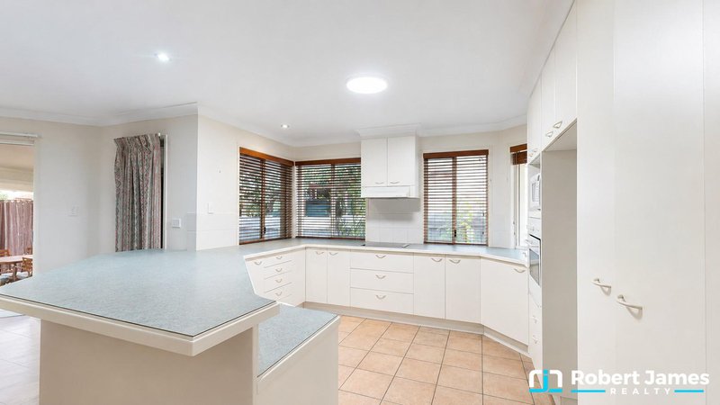 Photo - 23 Golf Course Drive, Tewantin QLD 4565 - Image 5