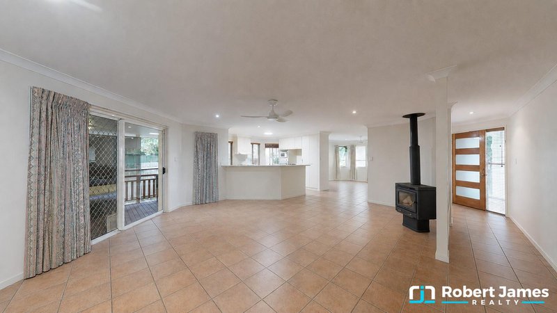 Photo - 23 Golf Course Drive, Tewantin QLD 4565 - Image 8