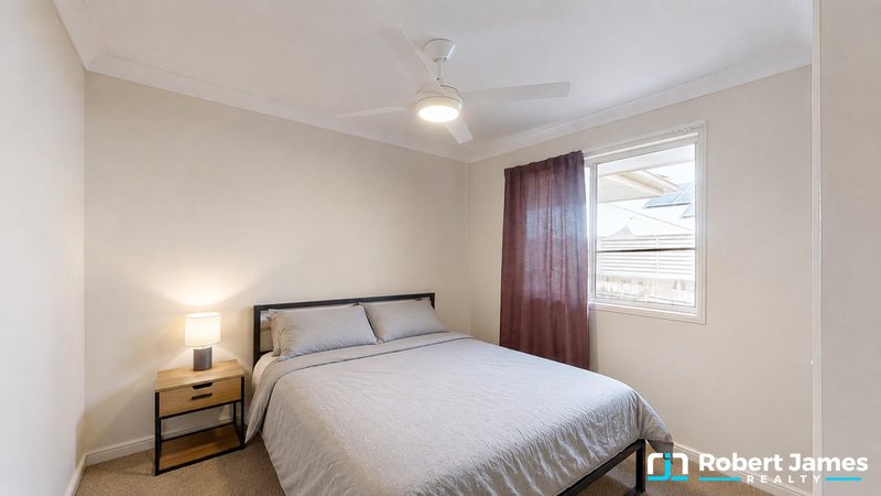 Photo - 23 Golf Course Drive, Tewantin QLD 4565 - Image 12