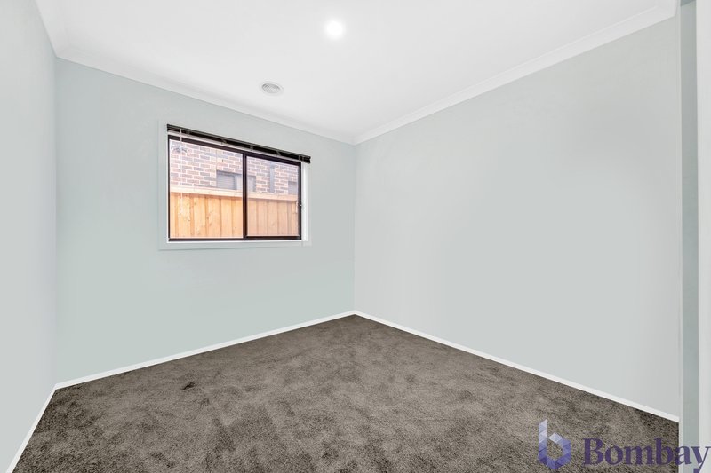 Photo - 23 Goodia Street, Wollert VIC 3750 - Image 6