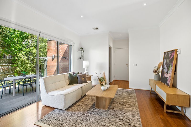 Photo - 2/3 Gordon Court, Ringwood VIC 3134 - Image 7