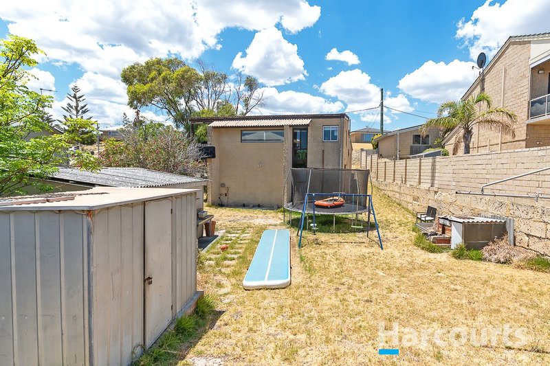 Photo - 23 Graham Road, Quinns Rocks WA 6030 - Image 11