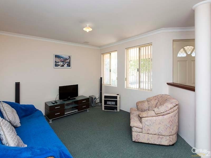 Photo - 23 Grand Bank Parkway, Mindarie WA 6030 - Image 4