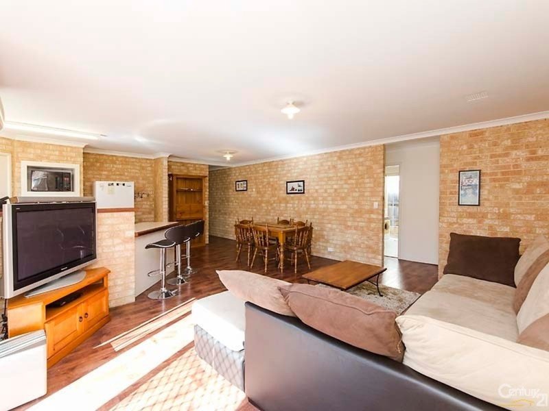 Photo - 23 Grand Bank Parkway, Mindarie WA 6030 - Image 10