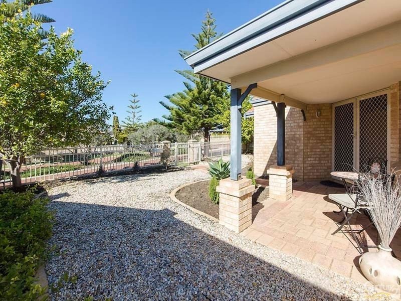 Photo - 23 Grand Bank Parkway, Mindarie WA 6030 - Image 26