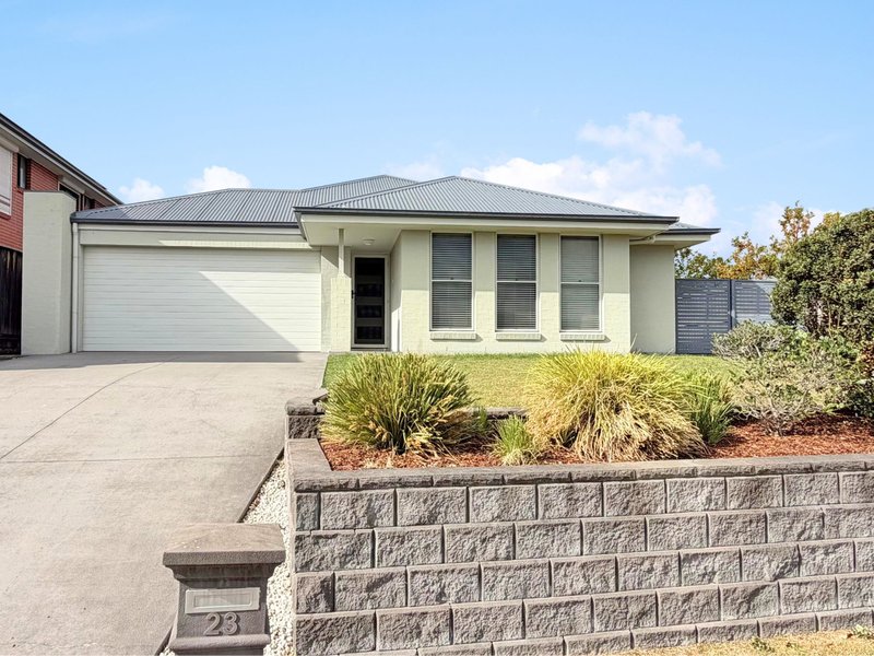 Photo - 23 Grasshawk Drive, Chisholm NSW 2322 - Image 1