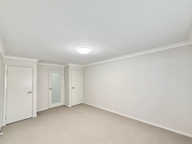 Photo - 23 Grasshawk Drive, Chisholm NSW 2322 - Image 8