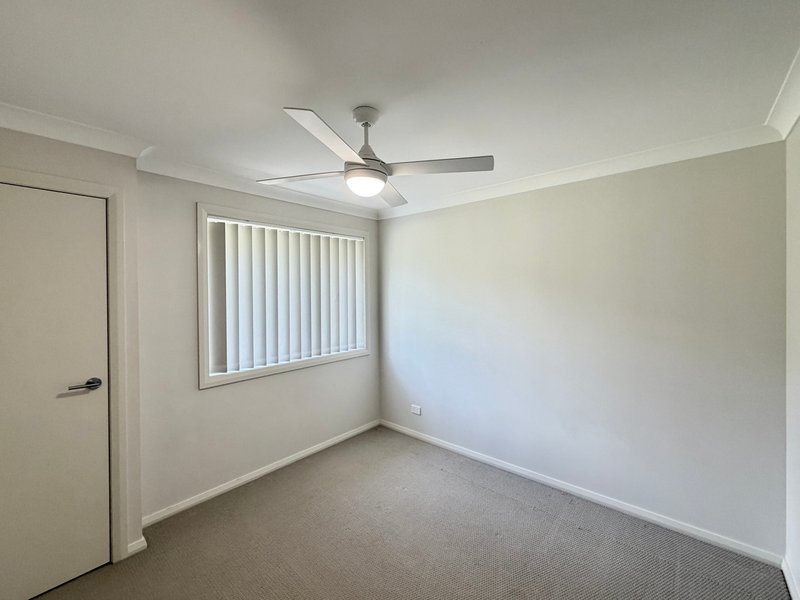 Photo - 23 Grasshawk Drive, Chisholm NSW 2322 - Image 9