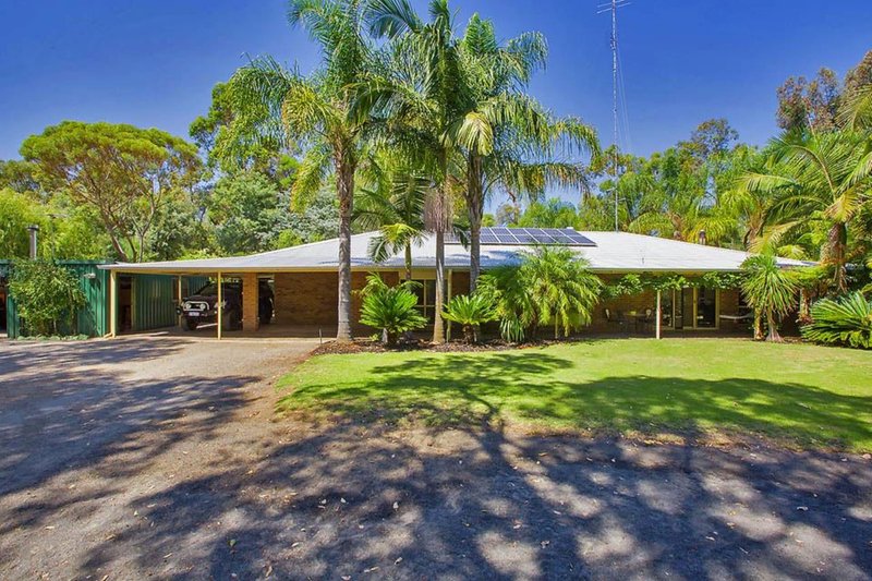 23 Green Way, Leschenault WA 6233