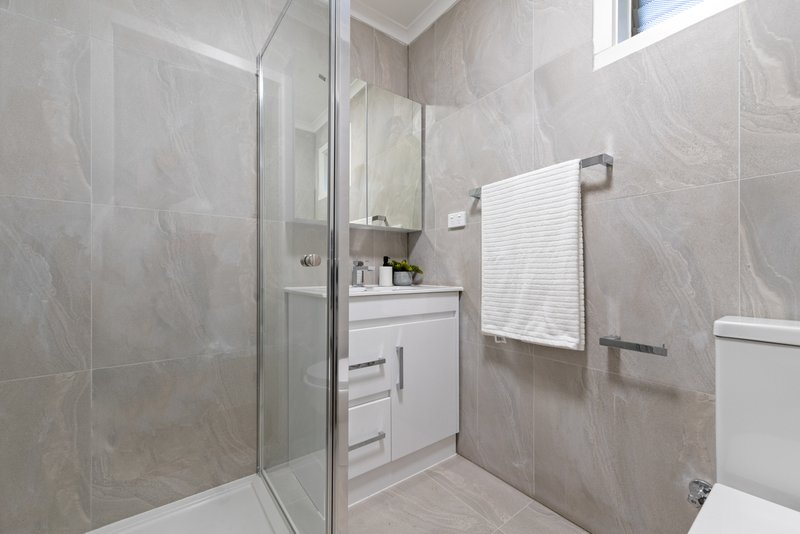 Photo - 23 Greenglade Court, Blackburn North VIC 3130 - Image 9