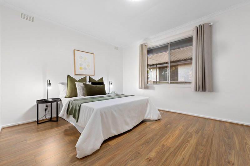 Photo - 23 Greenglade Court, Blackburn North VIC 3130 - Image 10