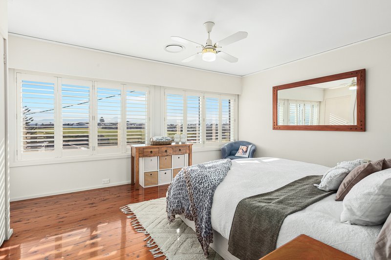 Photo - 23 Griffiths Avenue, Port Kembla NSW 2505 - Image 6