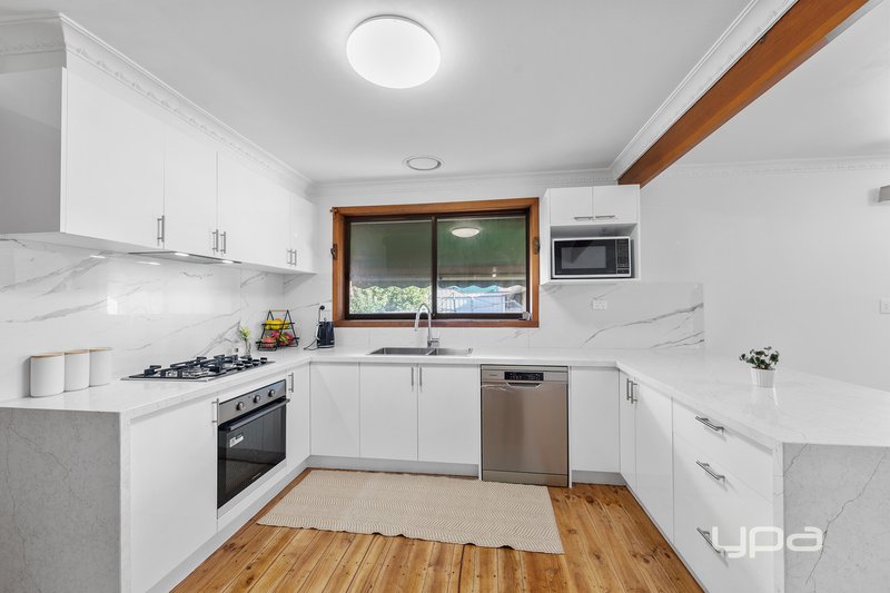 Photo - 23 Gum Road, Kings Park VIC 3021 - Image 4