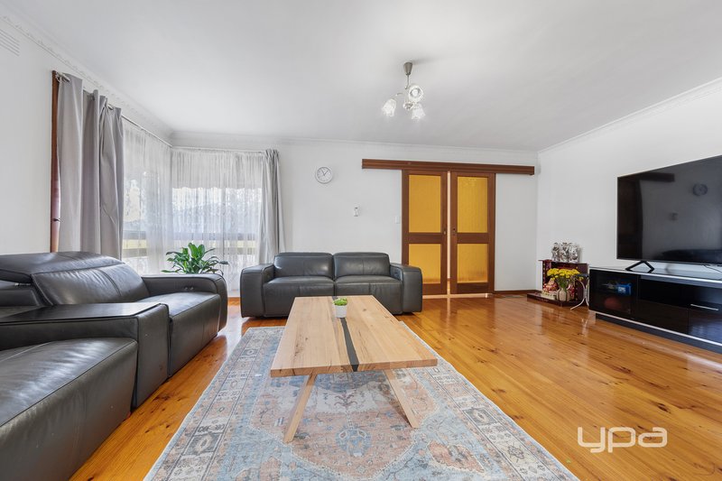 Photo - 23 Gum Road, Kings Park VIC 3021 - Image 6