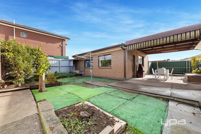 Photo - 23 Gum Road, Kings Park VIC 3021 - Image 14