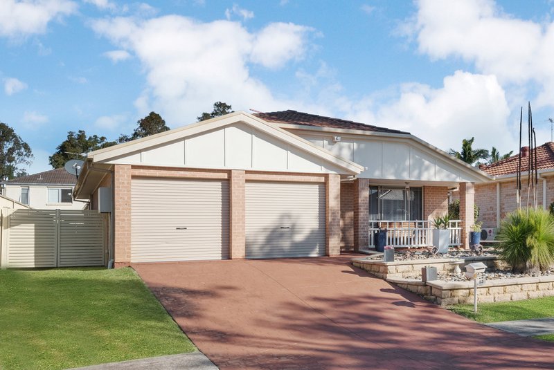 Photo - 23 Gungarlin Drive, Horningsea Park NSW 2171 - Image 2