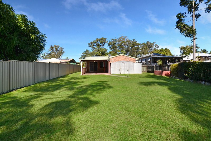 Photo - 23 Gympie Street North, Landsborough QLD 4550 - Image 5