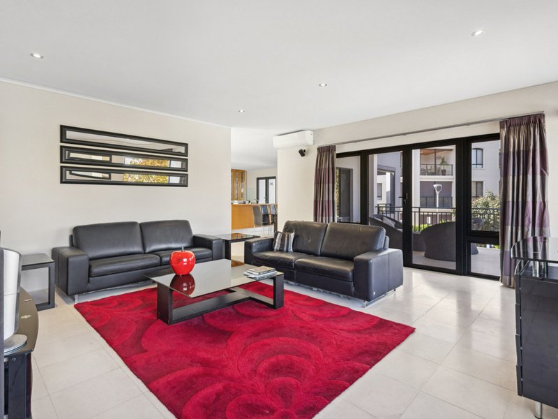 Photo - 23 Haig Park Circle, East Perth WA 6004 - Image 8