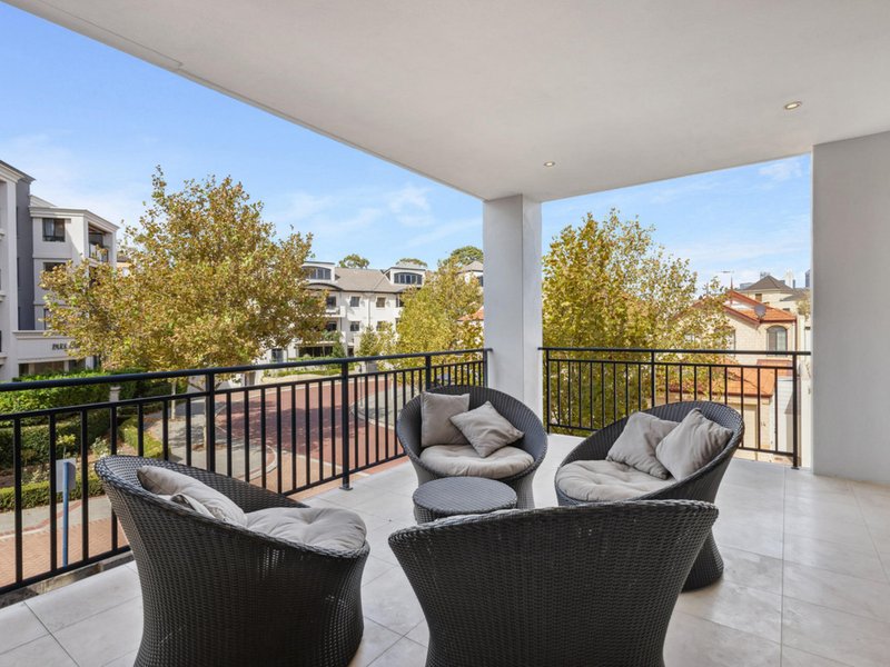 Photo - 23 Haig Park Circle, East Perth WA 6004 - Image 23