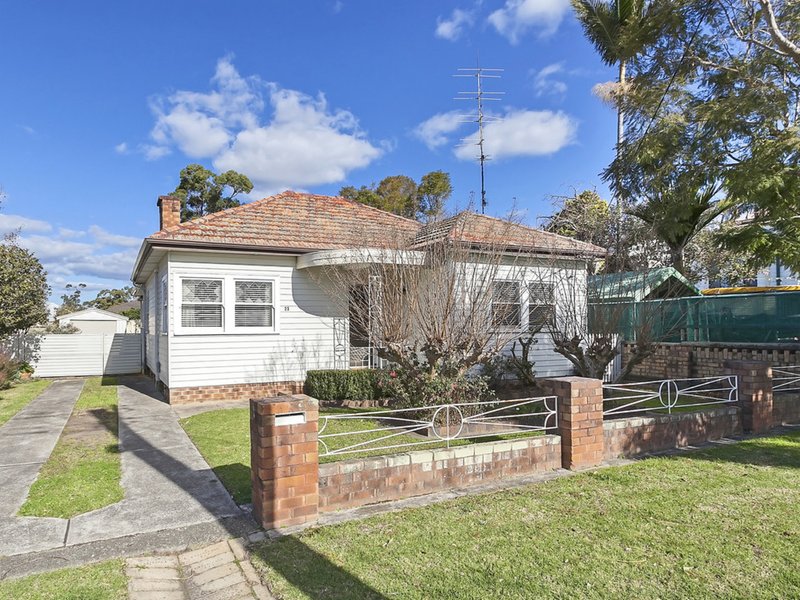 23 Hale Street, Woonona NSW 2517