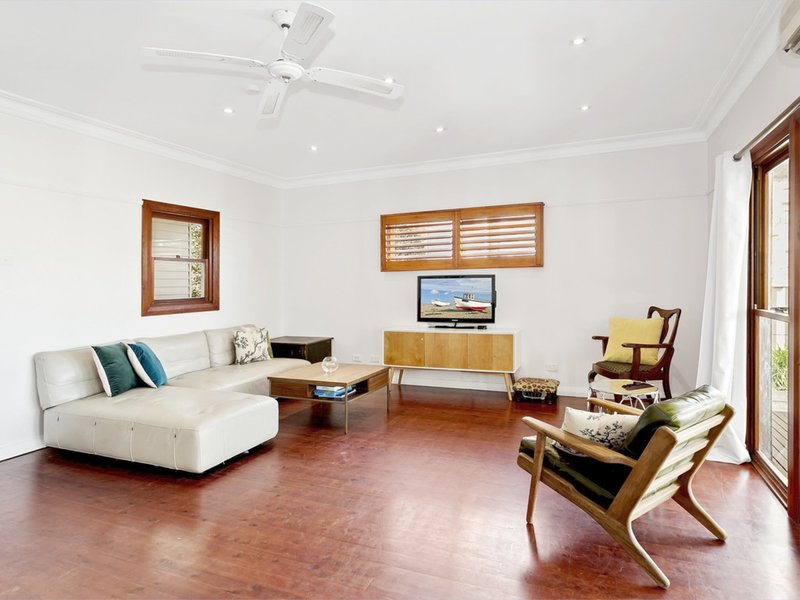 Photo - 23 Hale Street, Woonona NSW 2517 - Image 2