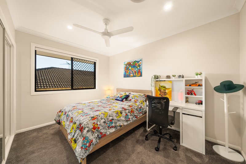 Photo - 23 Hampstead Outlook, Murrumba Downs QLD 4503 - Image 15