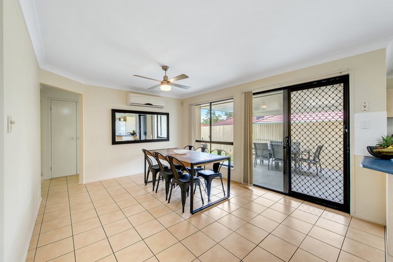 Photo - 23 Hannam Crescent, Forest Lake QLD 4078 - Image 8