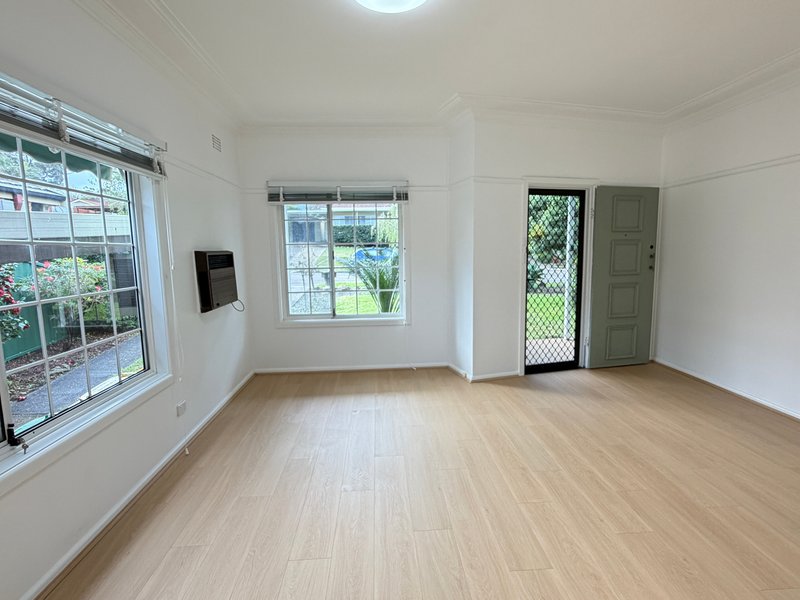 Photo - 23 Hannons Avenue, Peakhurst NSW 2210 - Image 2