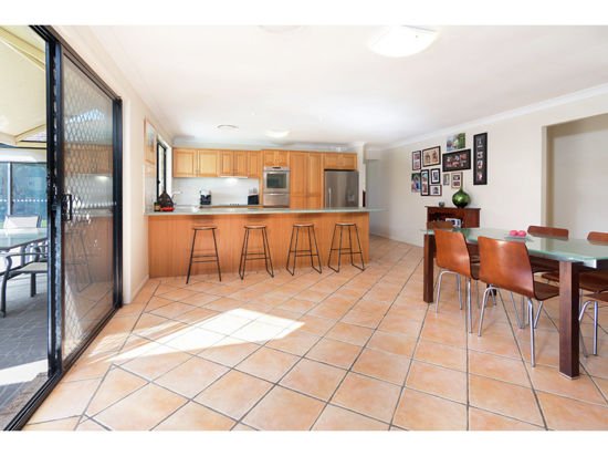 Photo - 23 Harlow Place, Mcdowall QLD 4053 - Image 7