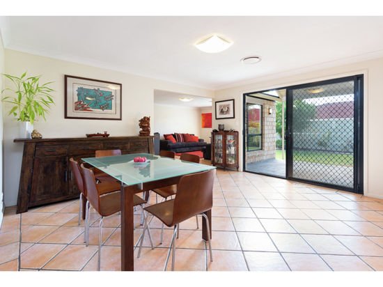 Photo - 23 Harlow Place, Mcdowall QLD 4053 - Image 11