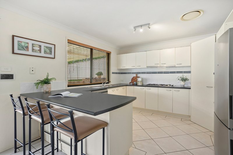 Photo - 23 Hartfield Avenue, Horsley NSW 2530 - Image 4