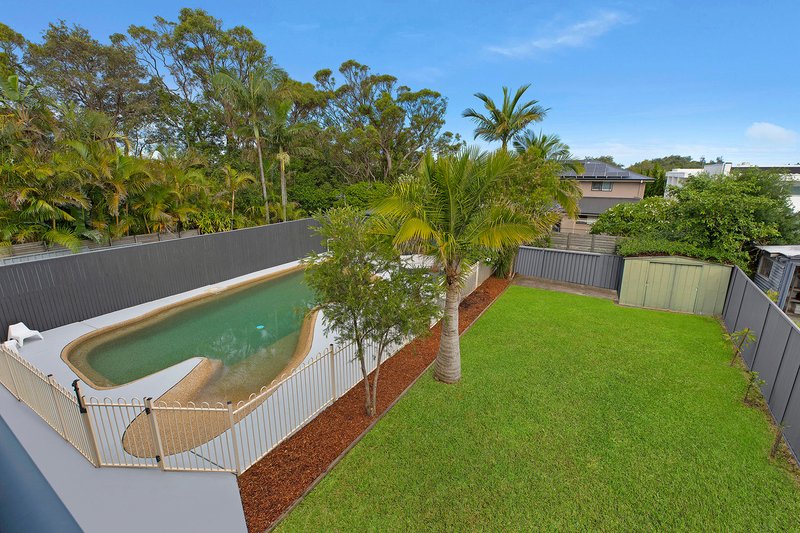 Photo - 23 Heights Crescent, Wamberal NSW 2260 - Image 12