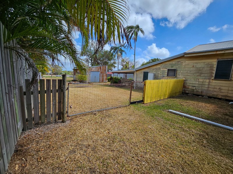 Photo - 23 Helen Street, Cooktown QLD 4895 - Image 6