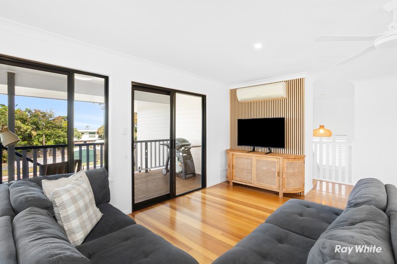 Photo - 23 Hellas Street, Barlows Hill QLD 4703 - Image 8