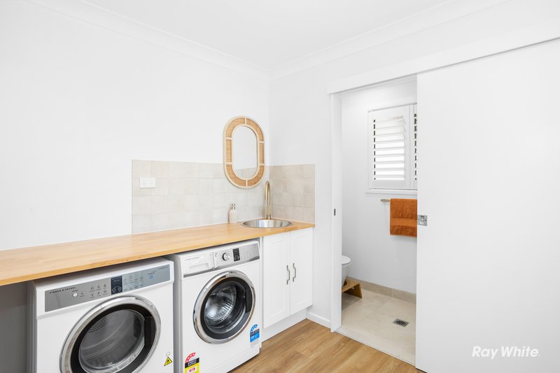 Photo - 23 Hellas Street, Barlows Hill QLD 4703 - Image 18