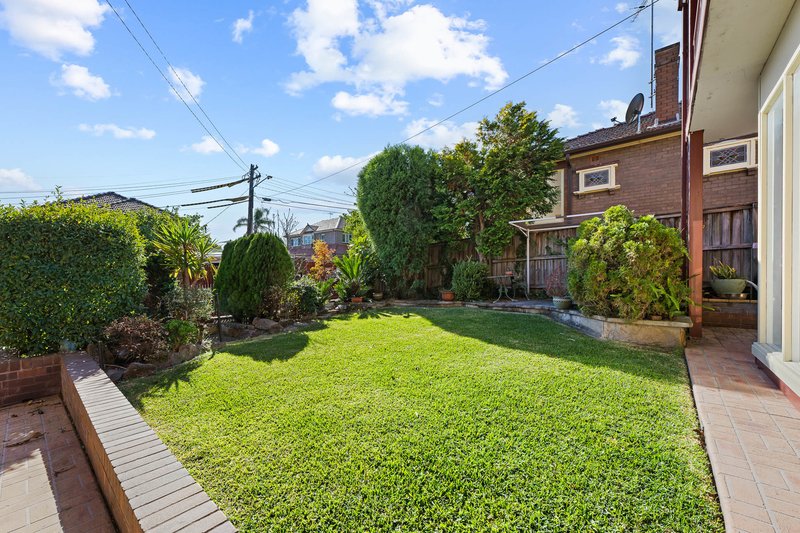 Photo - 23 Henry Lawson Avenue, Abbotsford NSW 2046 - Image 2