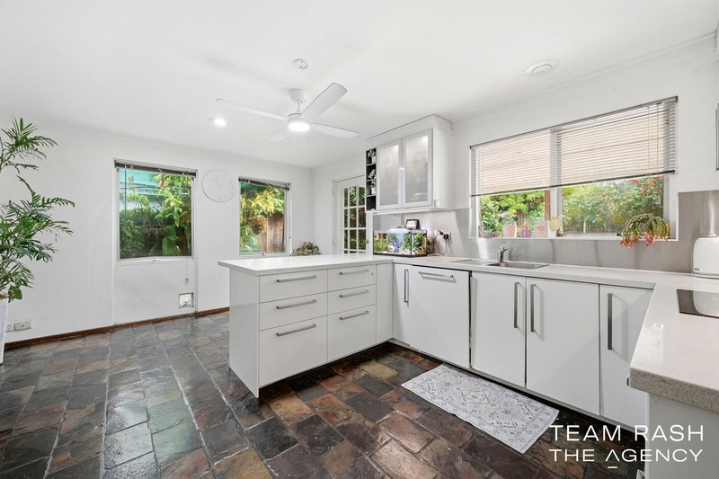 Photo - 23 Hester Way, Greenwood WA 6024 - Image 2