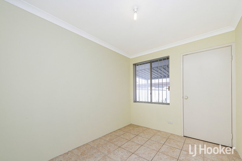 Photo - 23 Hickory Drive, Thornlie WA 6108 - Image 10