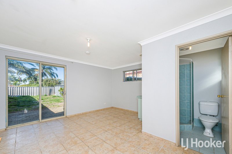 Photo - 23 Hickory Drive, Thornlie WA 6108 - Image 19
