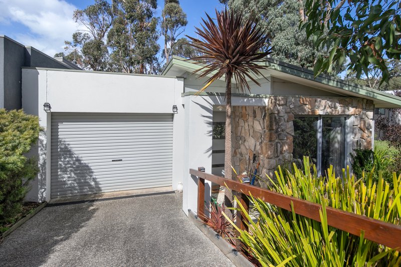 Photo - 2/3 Hickory Lane, Creswick VIC 3363 - Image 2