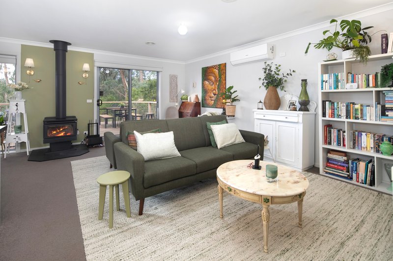 Photo - 2/3 Hickory Lane, Creswick VIC 3363 - Image 6