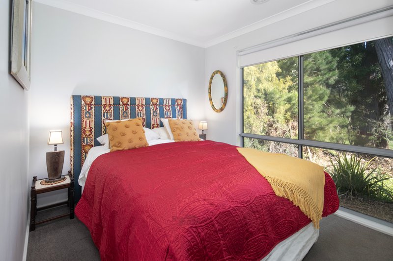 Photo - 2/3 Hickory Lane, Creswick VIC 3363 - Image 12